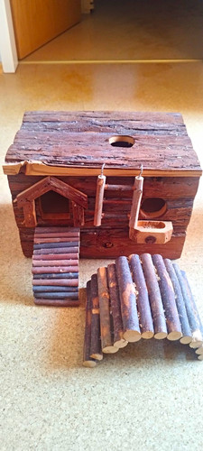Holz-Hamsterhaus